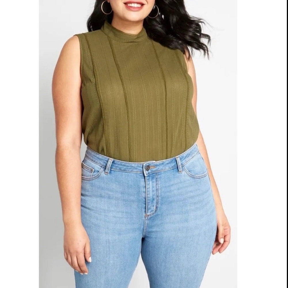 ModCloth Twist of Victorian Tank Top Tshirt